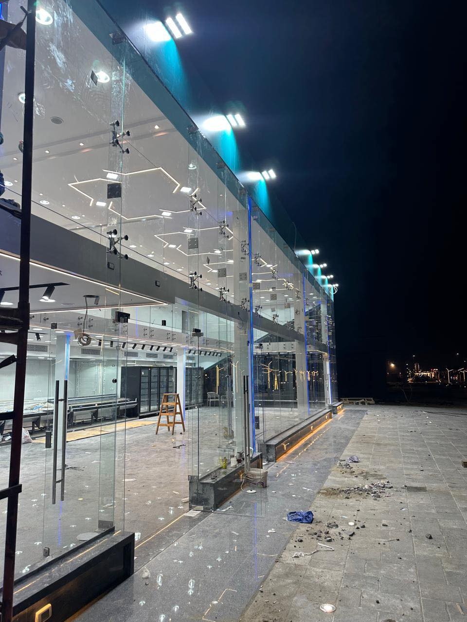 الزجاج السيكوريت وكبائن الشاور